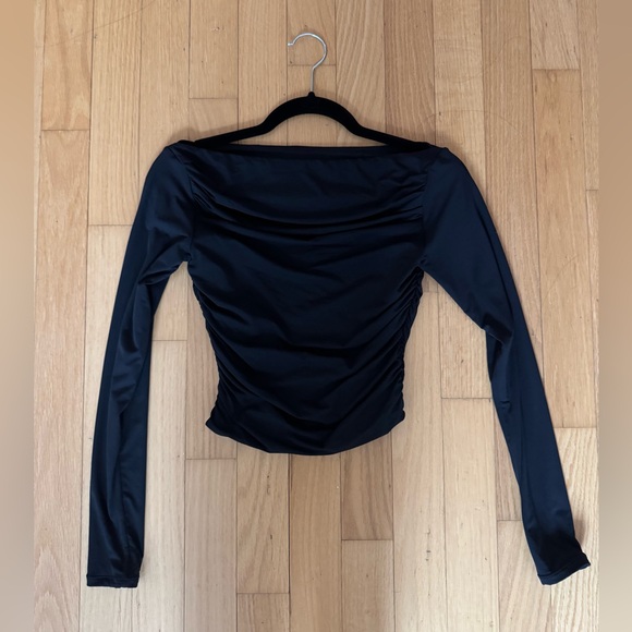 SKIMS Black Off-Shoulder Long Sleeve Top - Picture 8 of 10